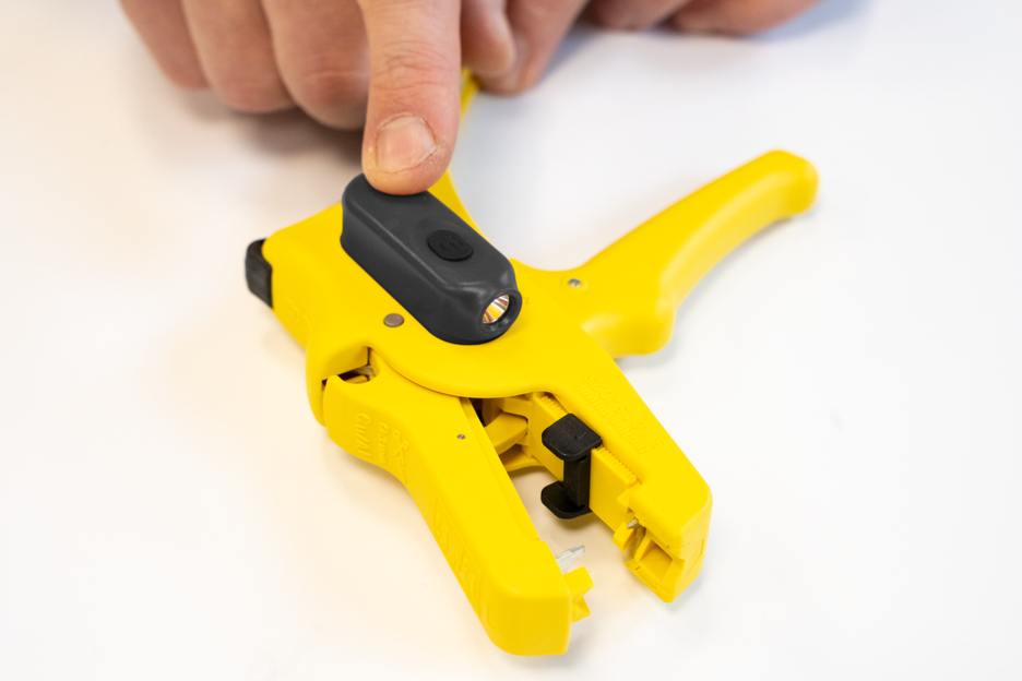 LED Work Light | Luce LED da applicare agli utensili WEICON TOOLS – Illuminazione precisa direttamente sul punto di lavoro