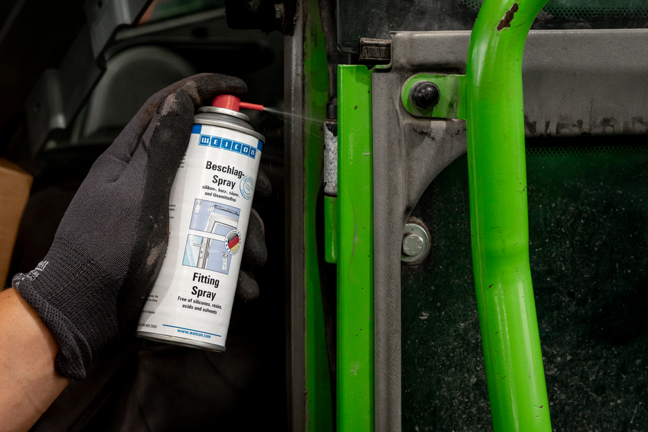 Spray per Infissi | olio per la lubrificazione e la protezione