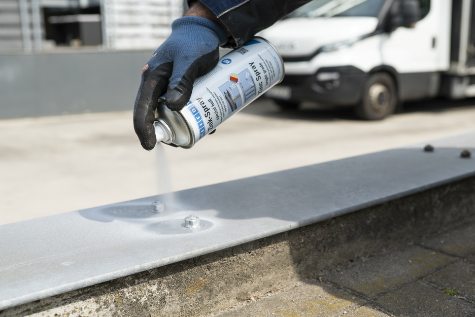 Spray Zinco tipo brillante | protezione dalla corrosione con omologazione per l'uso nel settore alimentare