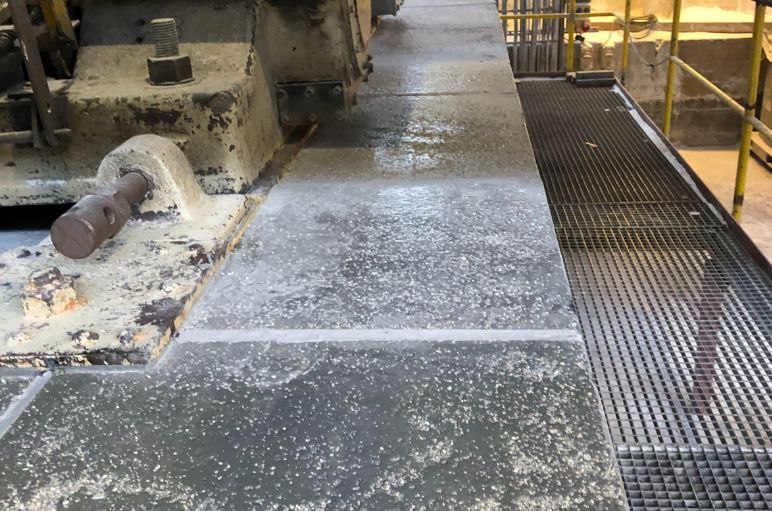 Lastra di pavimento riparata