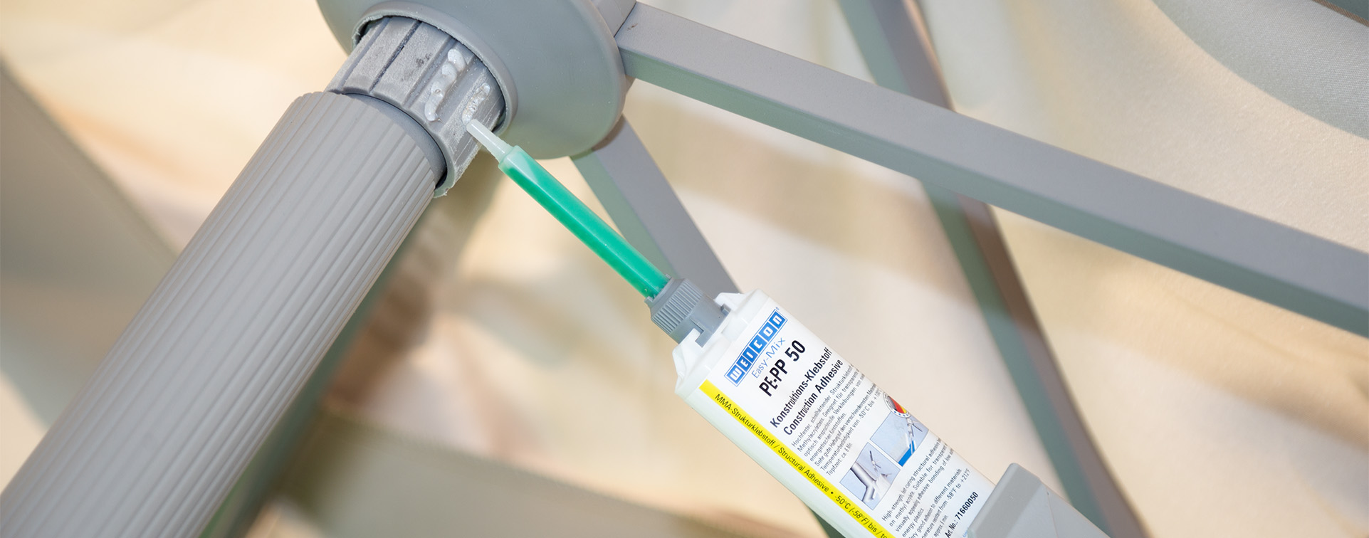 Repair sunshade with Weicon plastic adhesive PE-PP 50