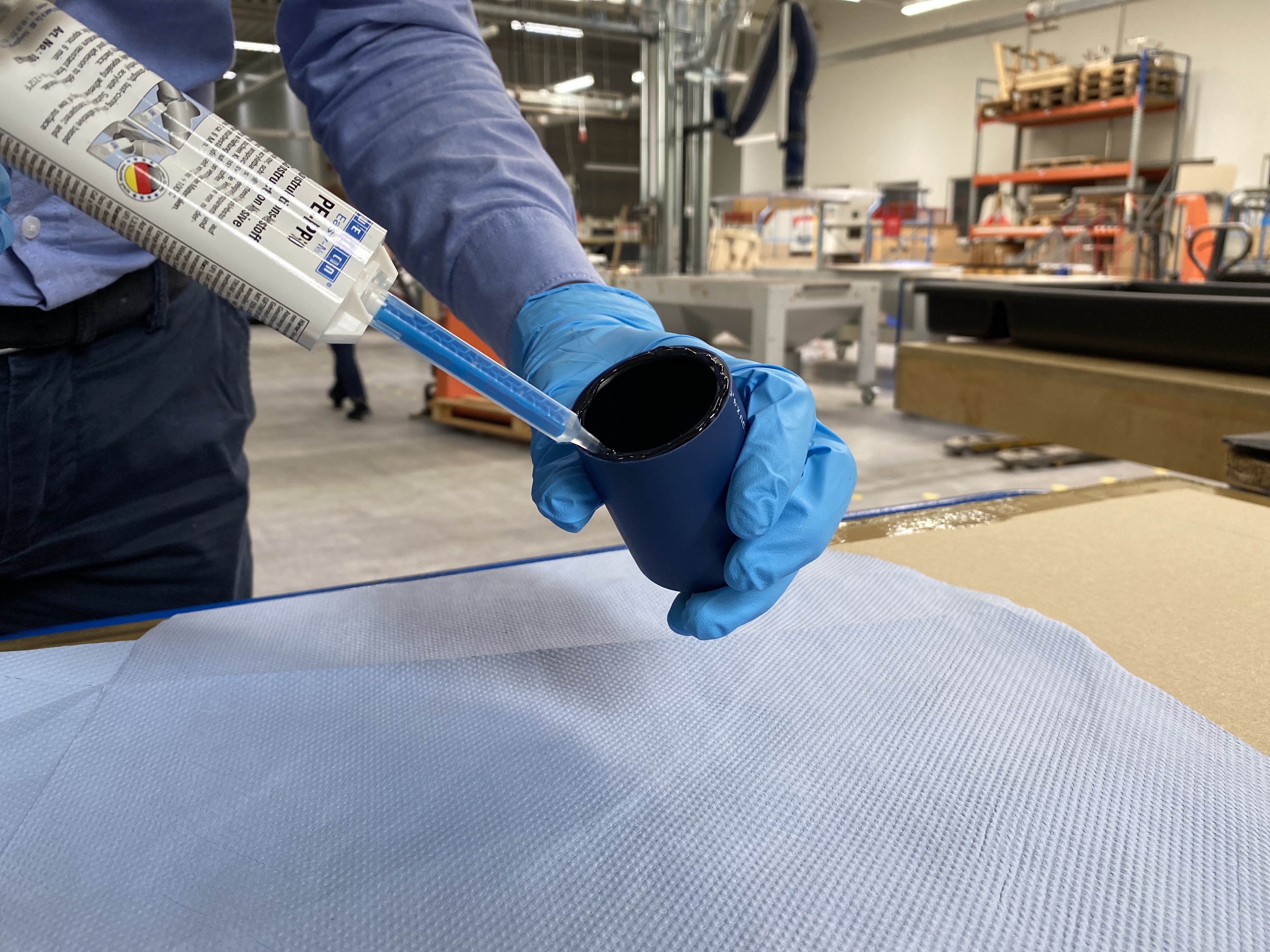Easy-Mix PE-PP 50 | adesivo strutturale a base di acrilato di metile per plastiche speciali
