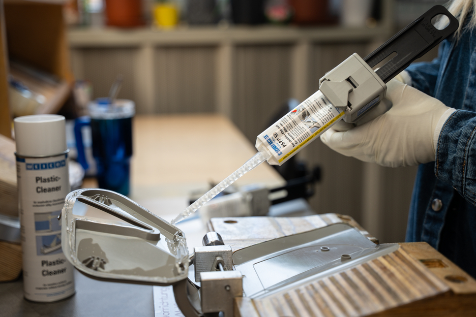 Easy-Mix PE-PP 50 | adesivo strutturale a base di acrilato di metile per plastiche speciali